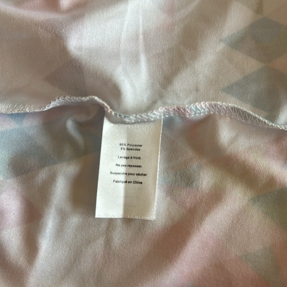 NWT Yatta “Colors of Life” Womens Golf Shirt polo 3XL Rainbow activewear Tennis - Picture 6 of 8